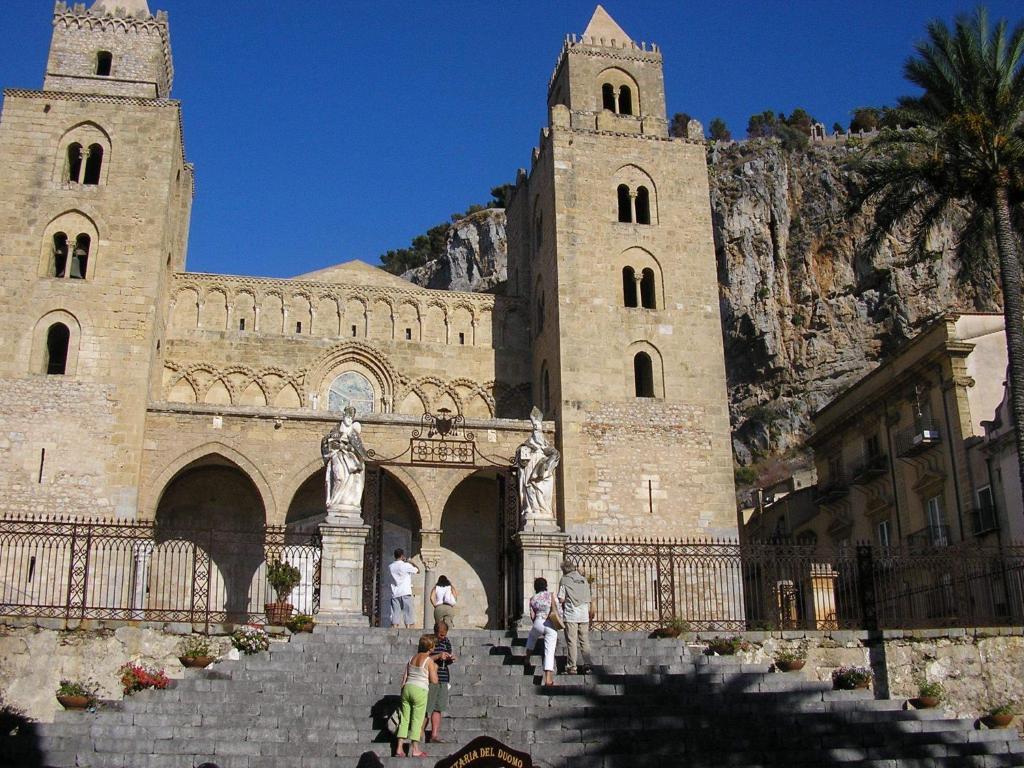 B&B Arcobaleno Cefalu Exterior photo